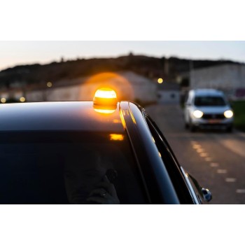 Baliza V16 Conectada y Geolocalizada Certificada DGT 3.0 – Sin cuotas hasta 2040 – Luz Emergencia coche - Uso obligatorio en