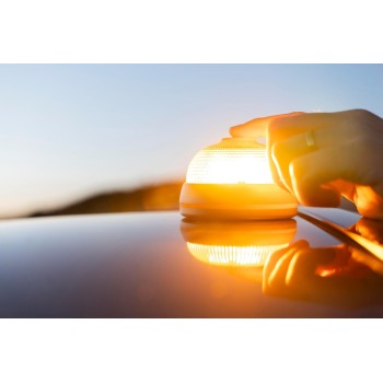 Baliza V16 Conectada y Geolocalizada Certificada DGT 3.0 – Sin cuotas hasta 2040 – Luz Emergencia coche - Uso obligatorio en