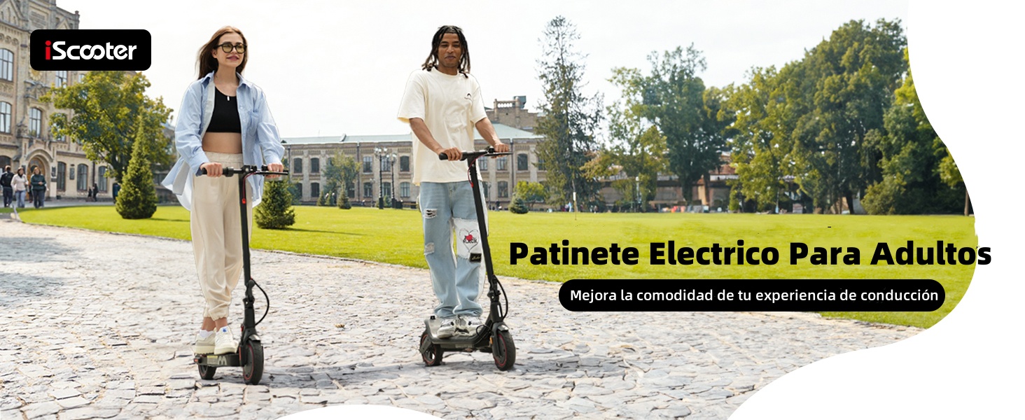 iScooter patinete eléctrico 8.5 con luces delantera y trasera circulando